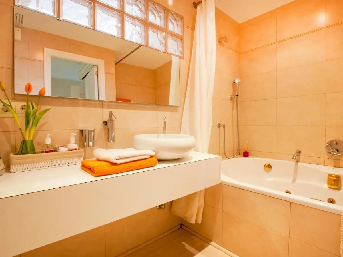 Apartment Corales De Mar, At Alcudia Beach 0*, Alcudia (Mallorca)